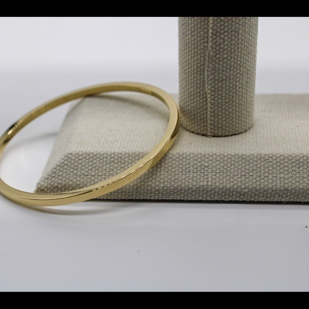 14k Gold Slip on Squared Bangle - Picture 6 of 14